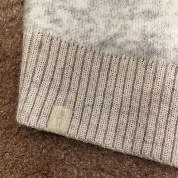 NWT Lululemon Alpaca Wool-Blend V-Neck Sweater Heathered Light Grey - Picture 8 of 10